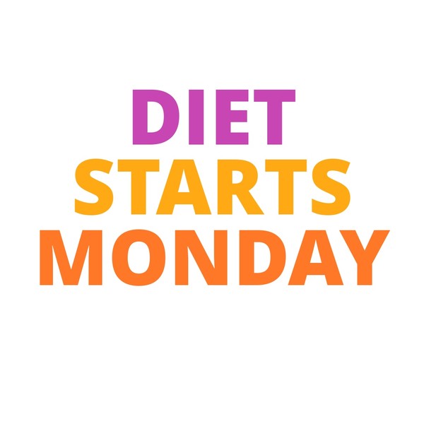 DIET STARTS MONDAY Mug